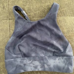 Lululemon sports bra